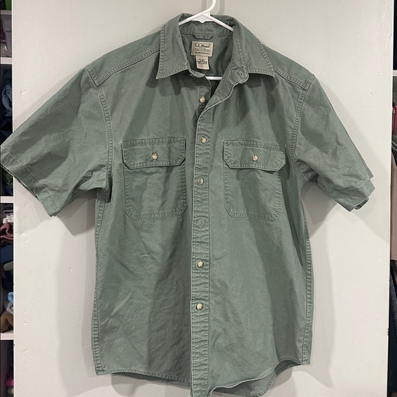 L.L. Bean Other - L.L. Bean Sage Green Men’s Button Down Short Sleeve Size Medium